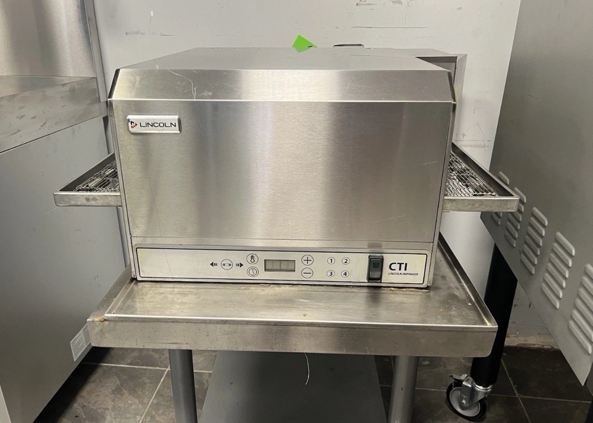 2020 LINCOLN IMPINGER 2502 16″ BELT WIDTH 240V PIZZA OVEN GREAT SHAPE!