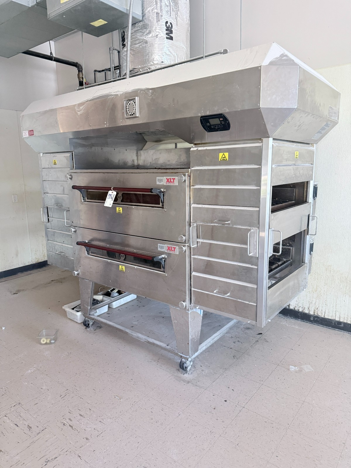 Pizza Oven Conveyor 2018 XLT 3255 Double Stack with hood Nat Gas Tested
