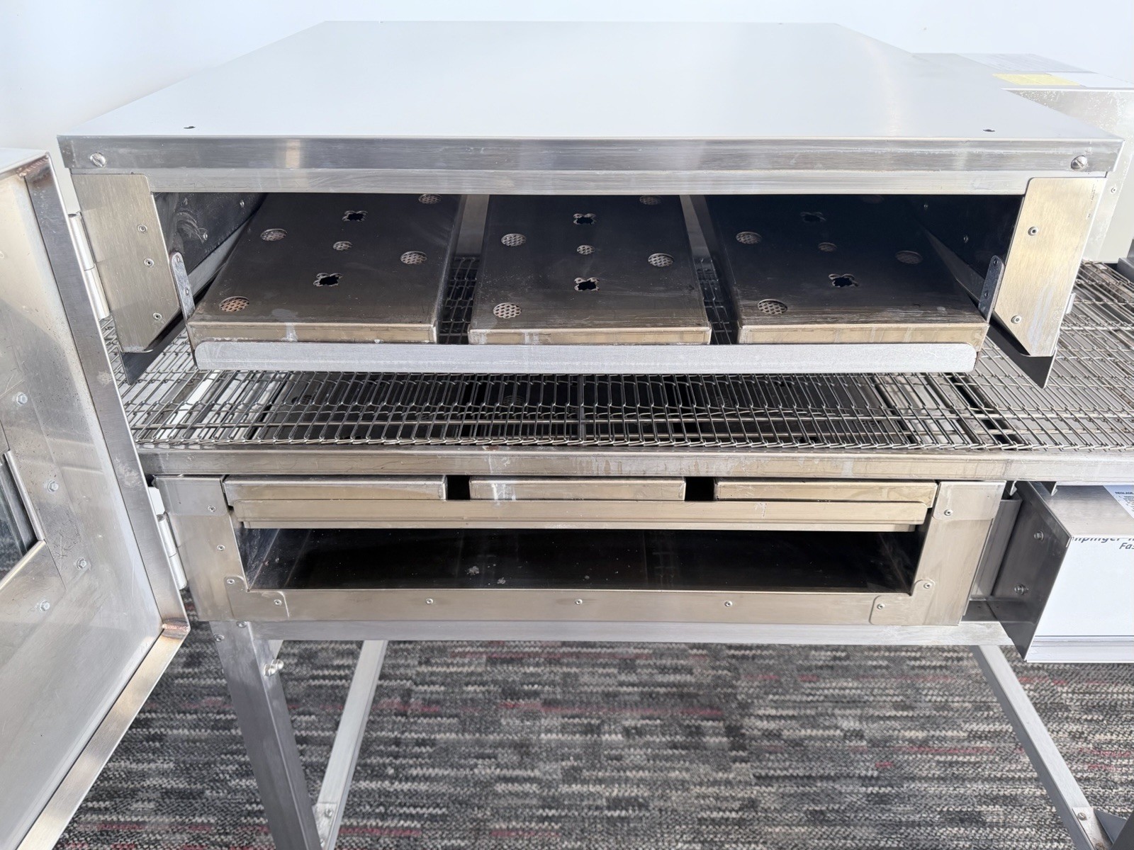 Lincoln Impinger II Express 1132 Electric Conveyor Pizza Oven – SUPER CLEAN!!!