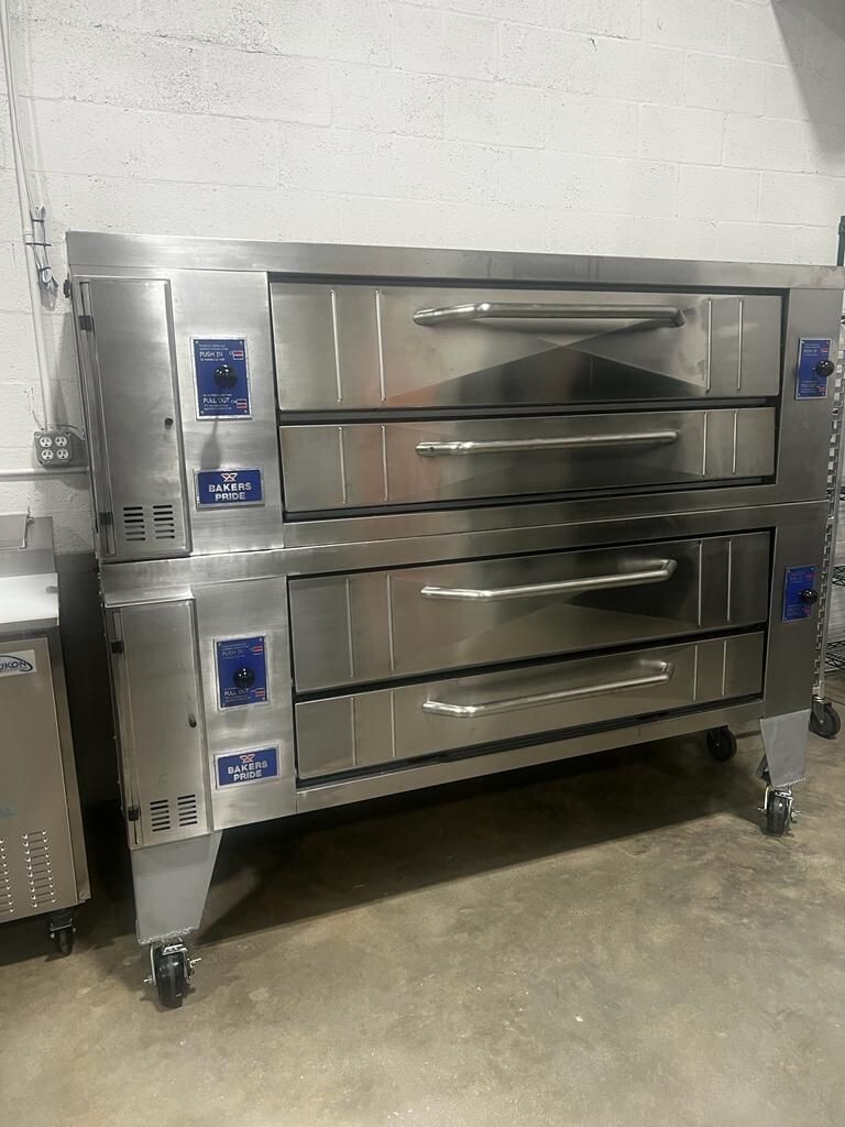 Baker’s Pride Y602 Double Deck Pizza Oven