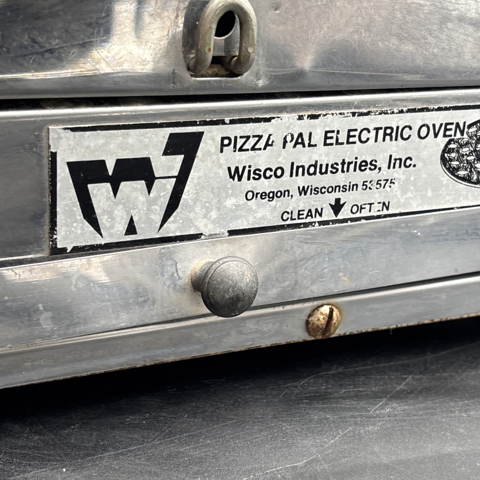 Wisco Industries Pizza Pal Electric Oven Model 412 For Pizza Or Pretzel TESTED!
