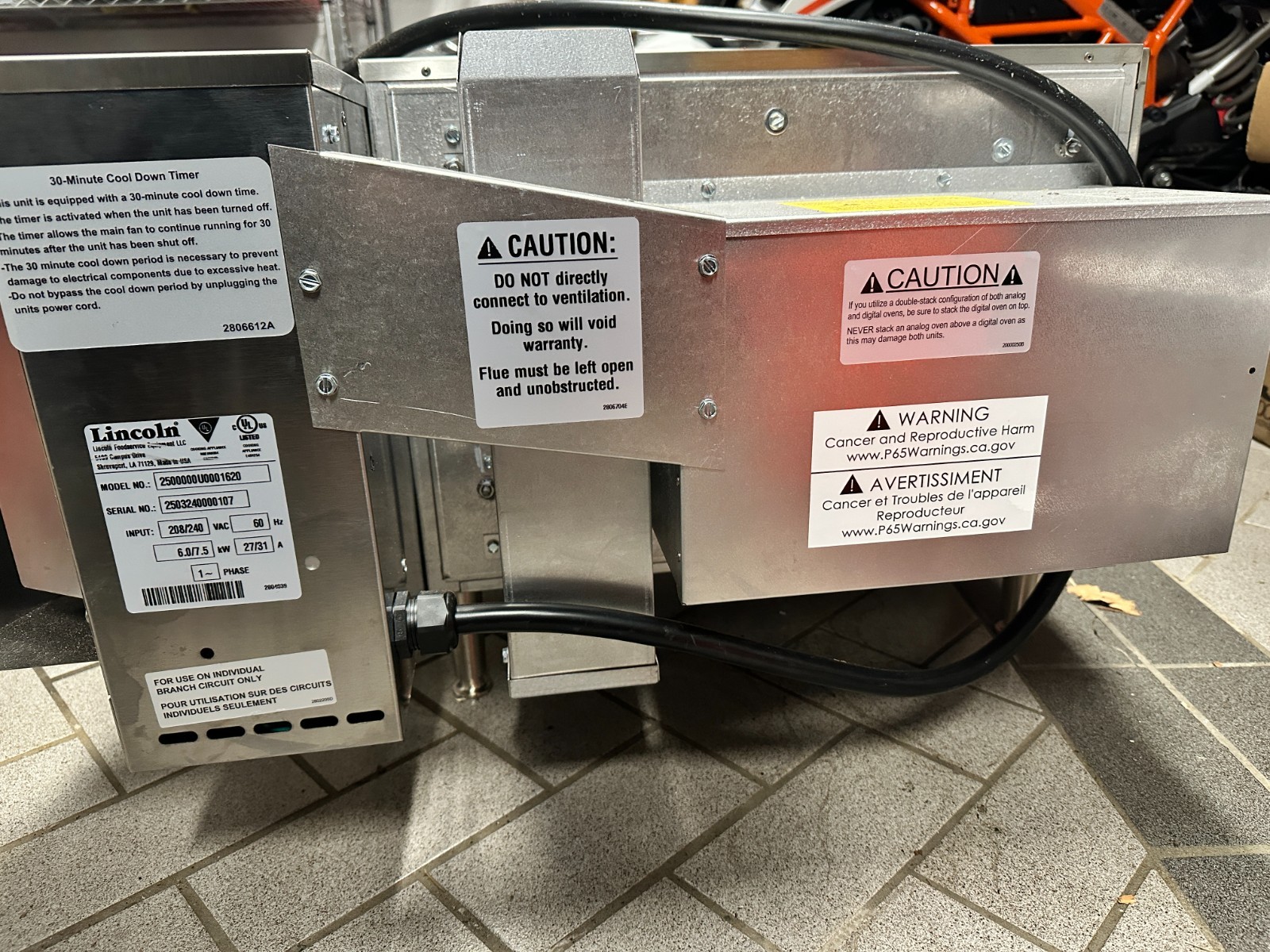 Lincoln 2500/1366 50″ Single Belt Digital Impinger Countertop Conveyor Oven