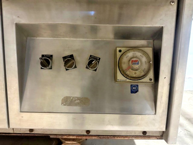 MIDDLEBY MARSHALL IS-350-1 NAT GAS 32″W 150,000 BTU CONVEYOR PIZZA OVEN