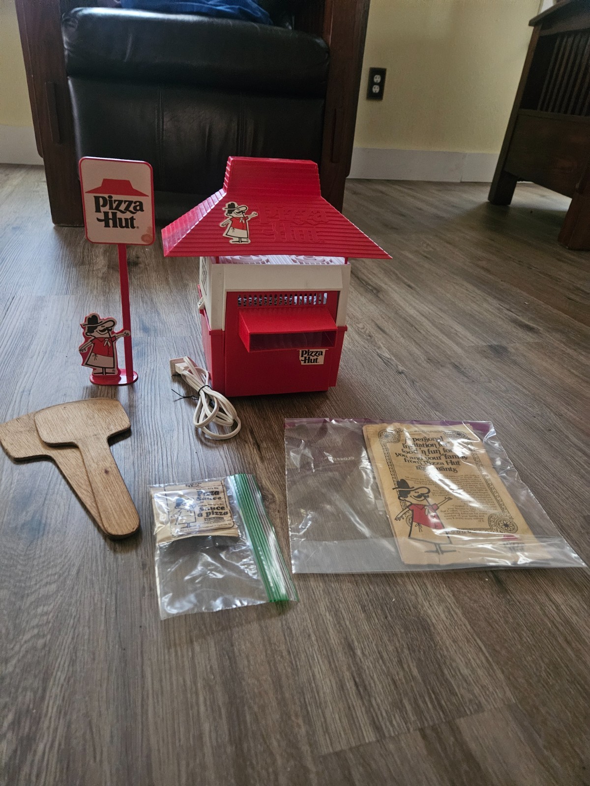Pizza hut electric baking oven 1970s