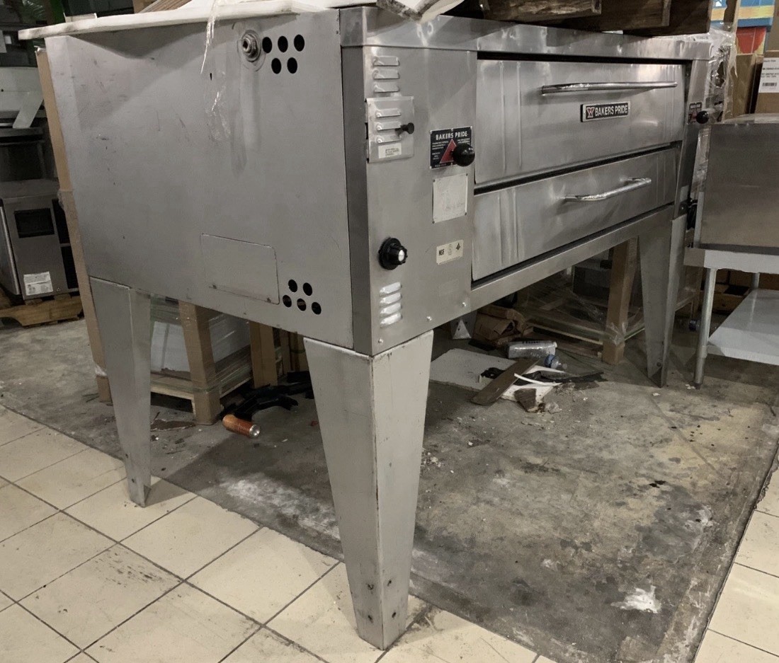 BAKERS PRIDE Y600 COMMERCIAL 78″ PIZZA DECK GAS OVEN