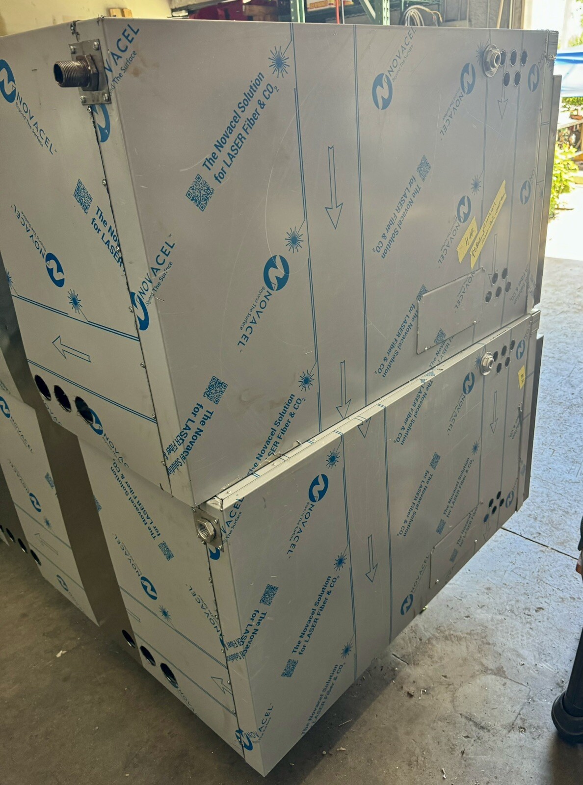 Bakers Pride Y602 Double Deck Gas Pizza Oven. Comes With New Stones