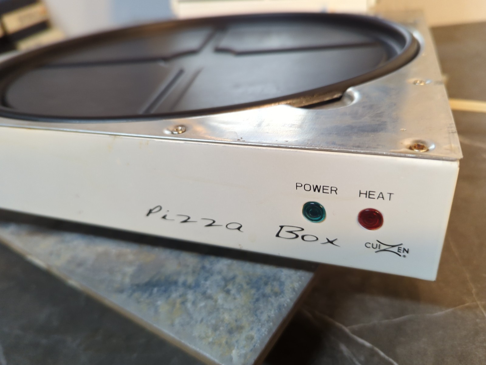Cuizen Pizza Box Countertop Pizza Oven w 12″ Rotating Pan PIZ-4012 Tested Works