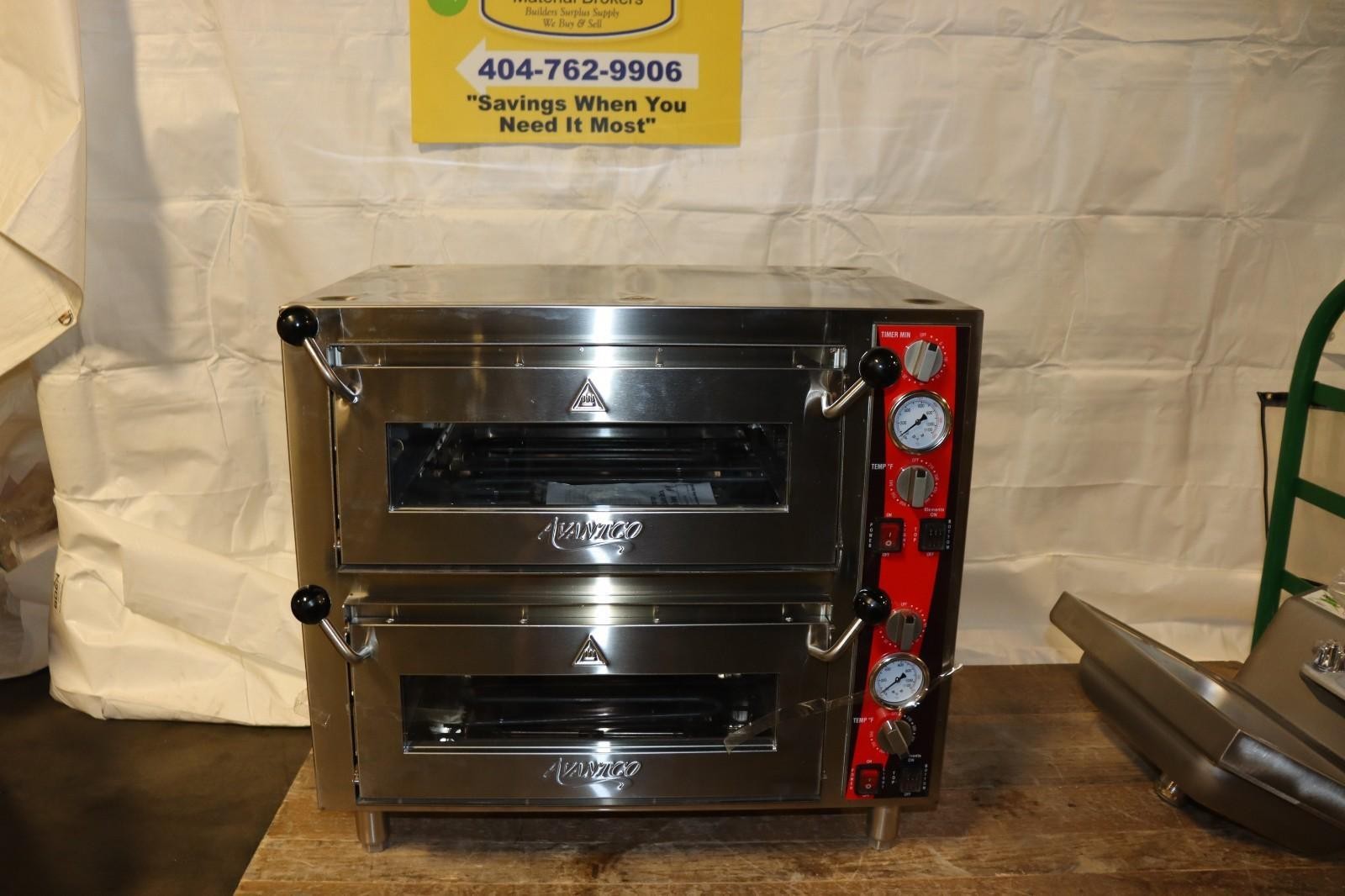 Avantco Double Deck Countertop Pizza/Bakery Oven w/ Independent Chambers 3200W