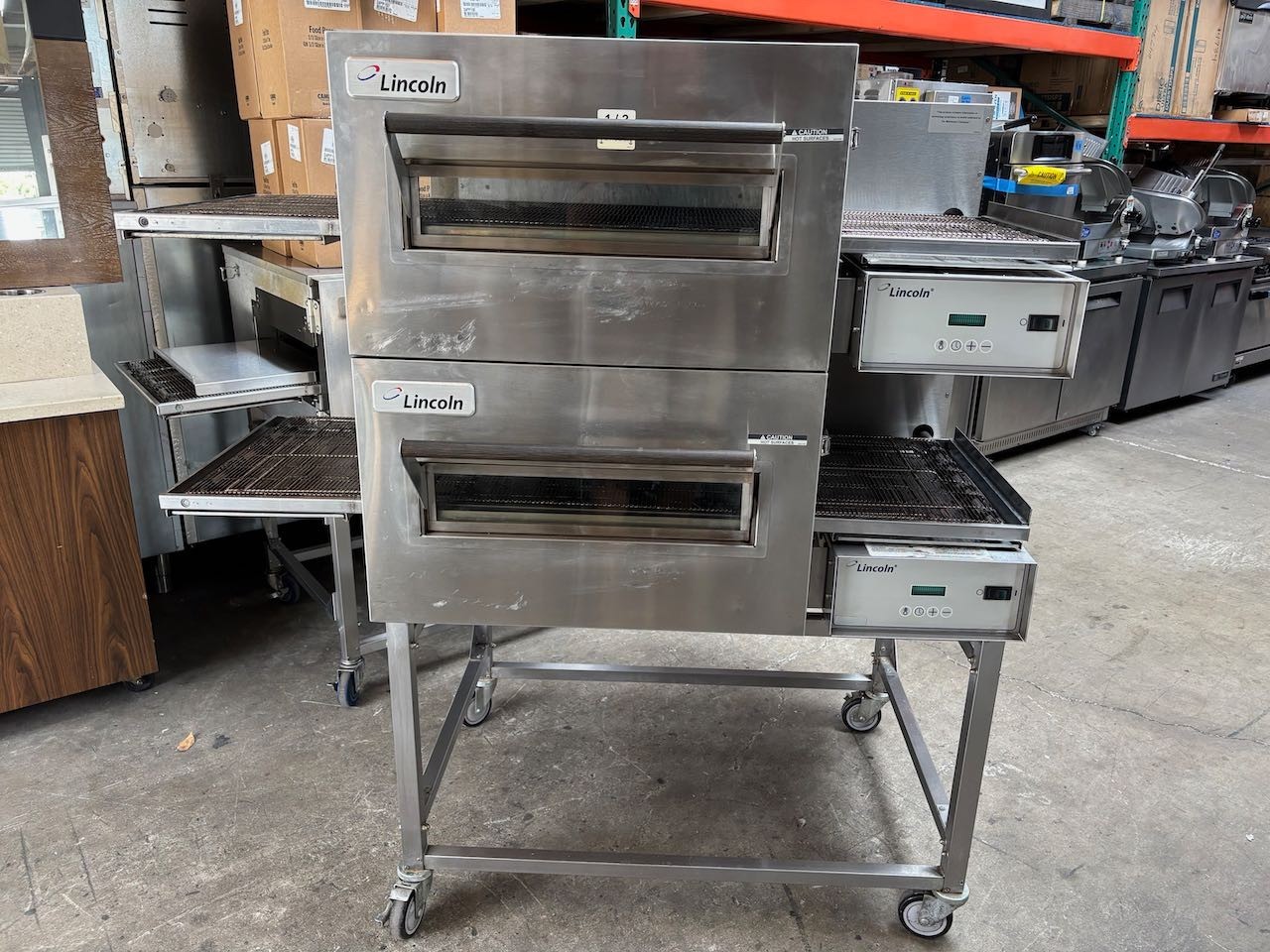 Lincoln Impinger 1116 Pizza 18″ Conveyor Belt Oven Nat Gas 2023 On Mobile Stand