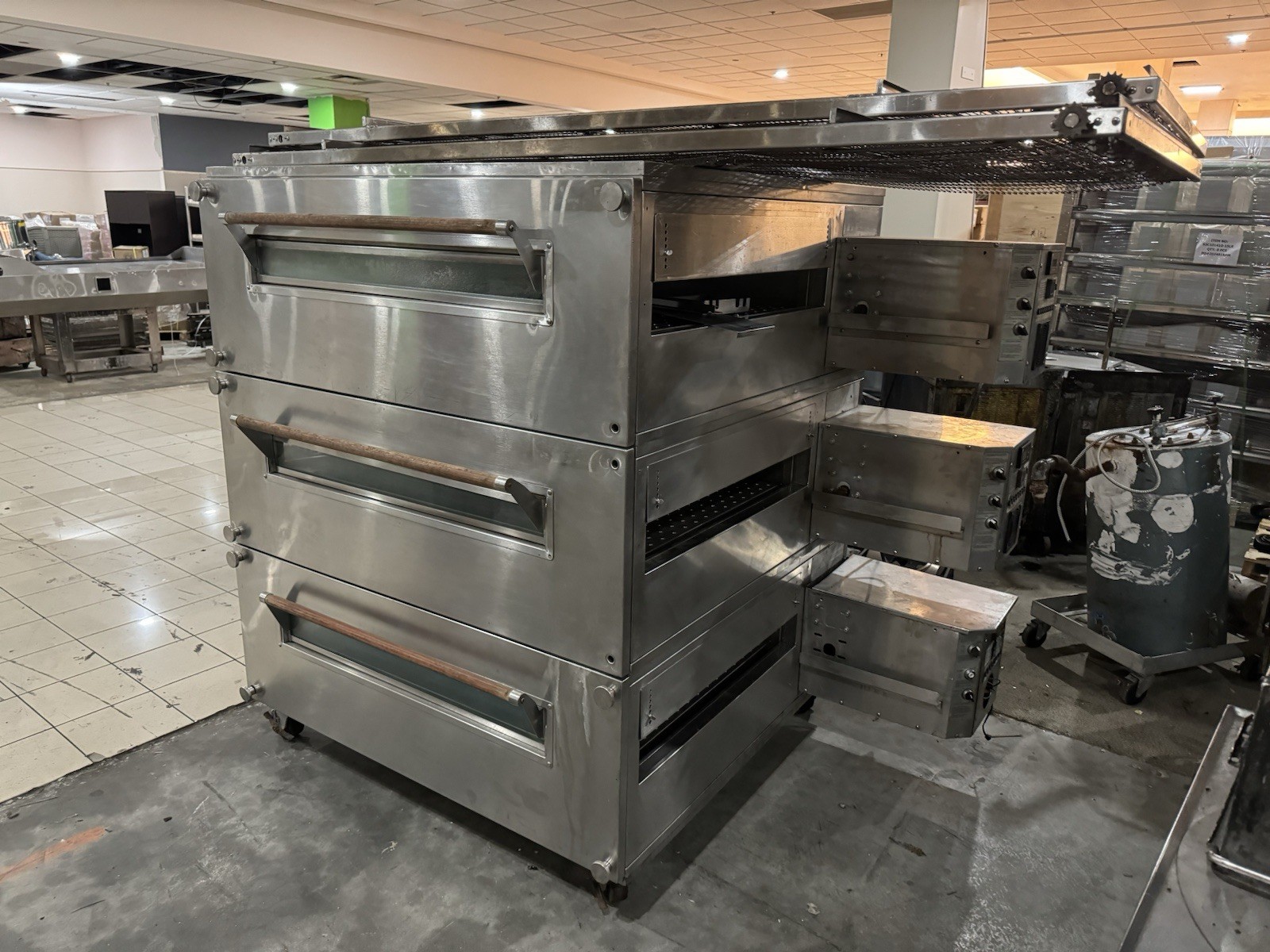 XLT 3255-TS, Double Stack Conveyor Pizza Oven With Casters- Gas- 120v Tested