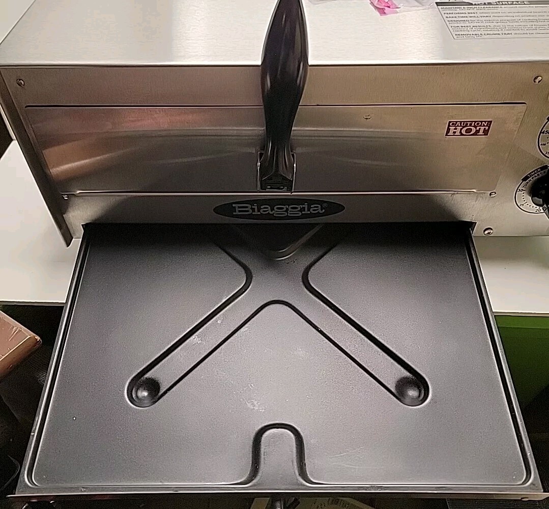 Biaggia Deluxe Pizza & Snack Oven – Model 508, Clean