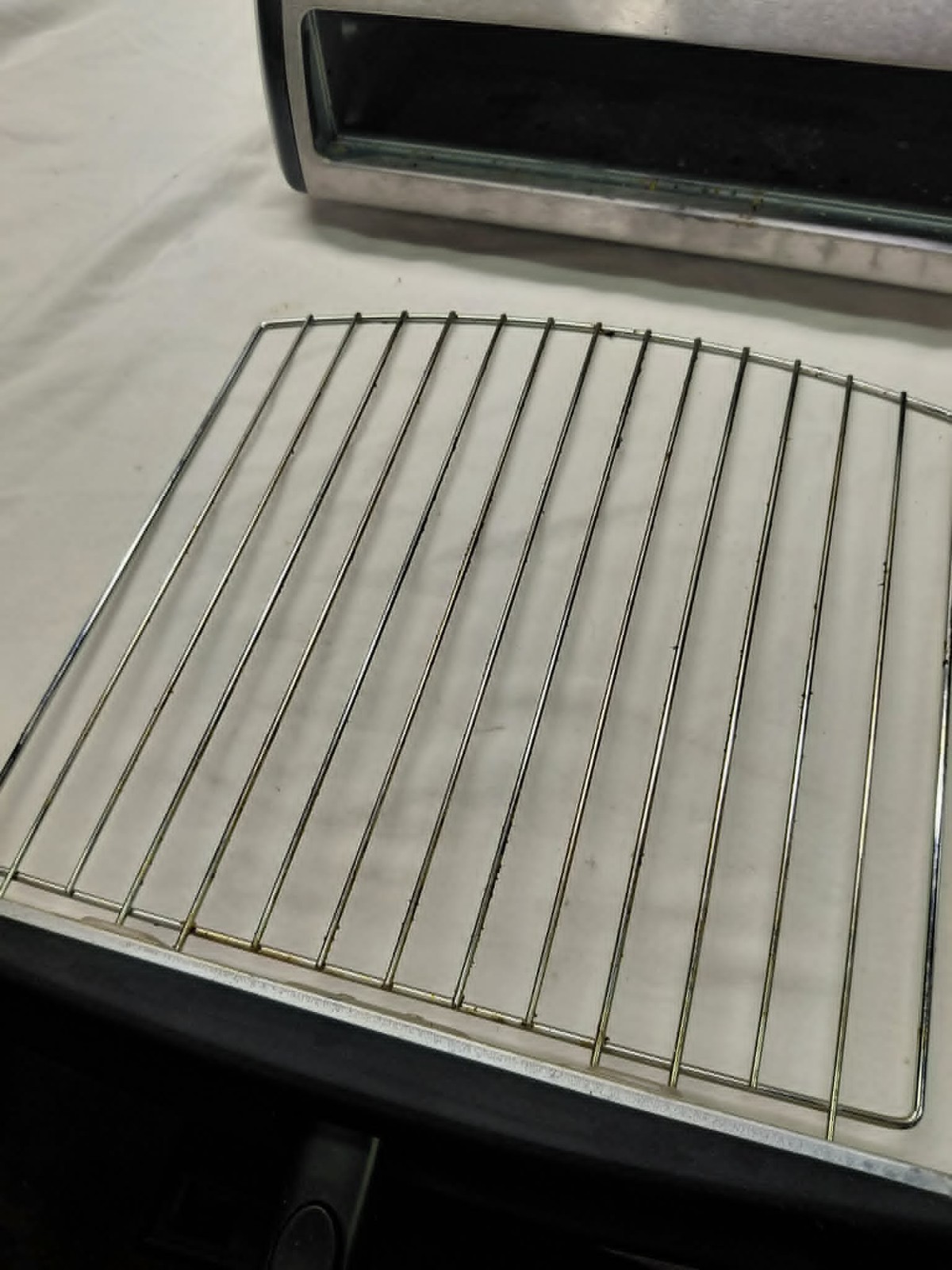 Preowned Presto Stainless Steel Pizza Oven Duel Element Table Top Model TESTED