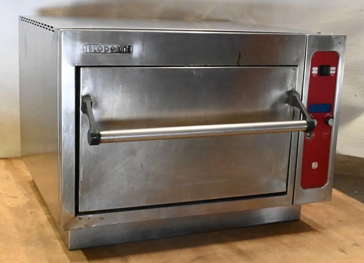 Blodgett Pizza Oven Single Deck/Door Model 1415 208V