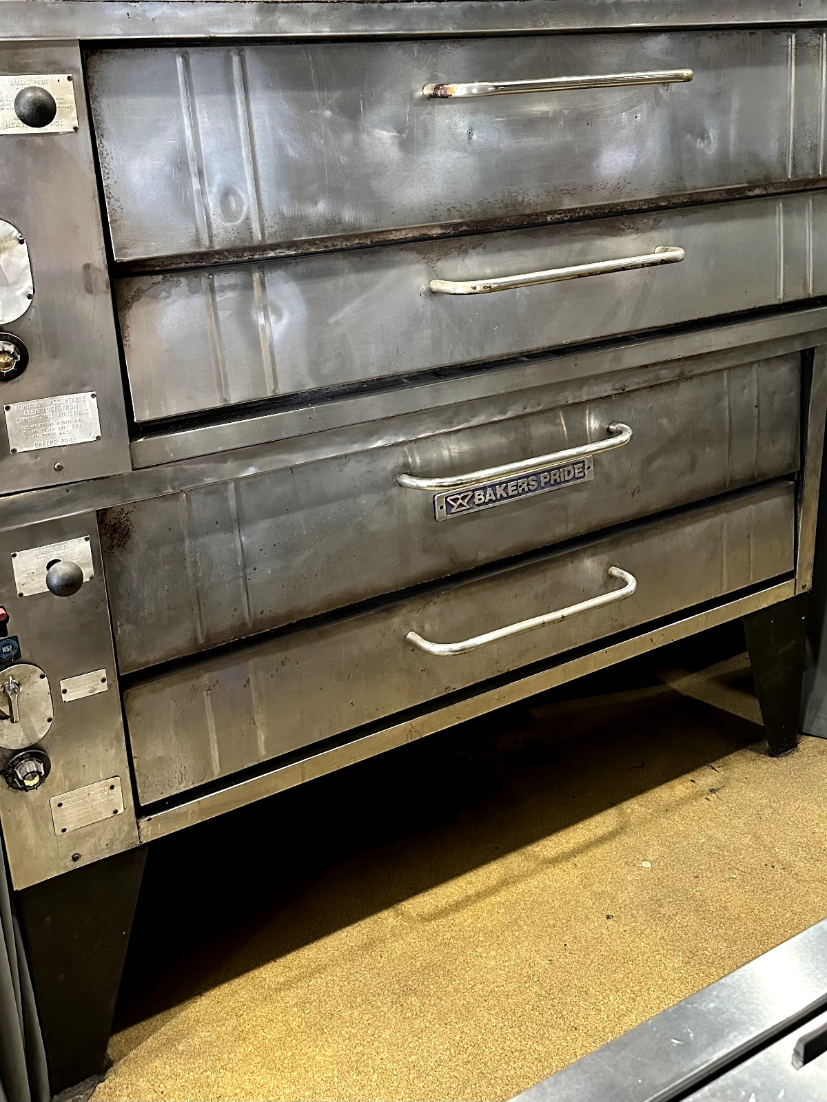 Used Bakers Pride Y600 Pizza Oven Double stack