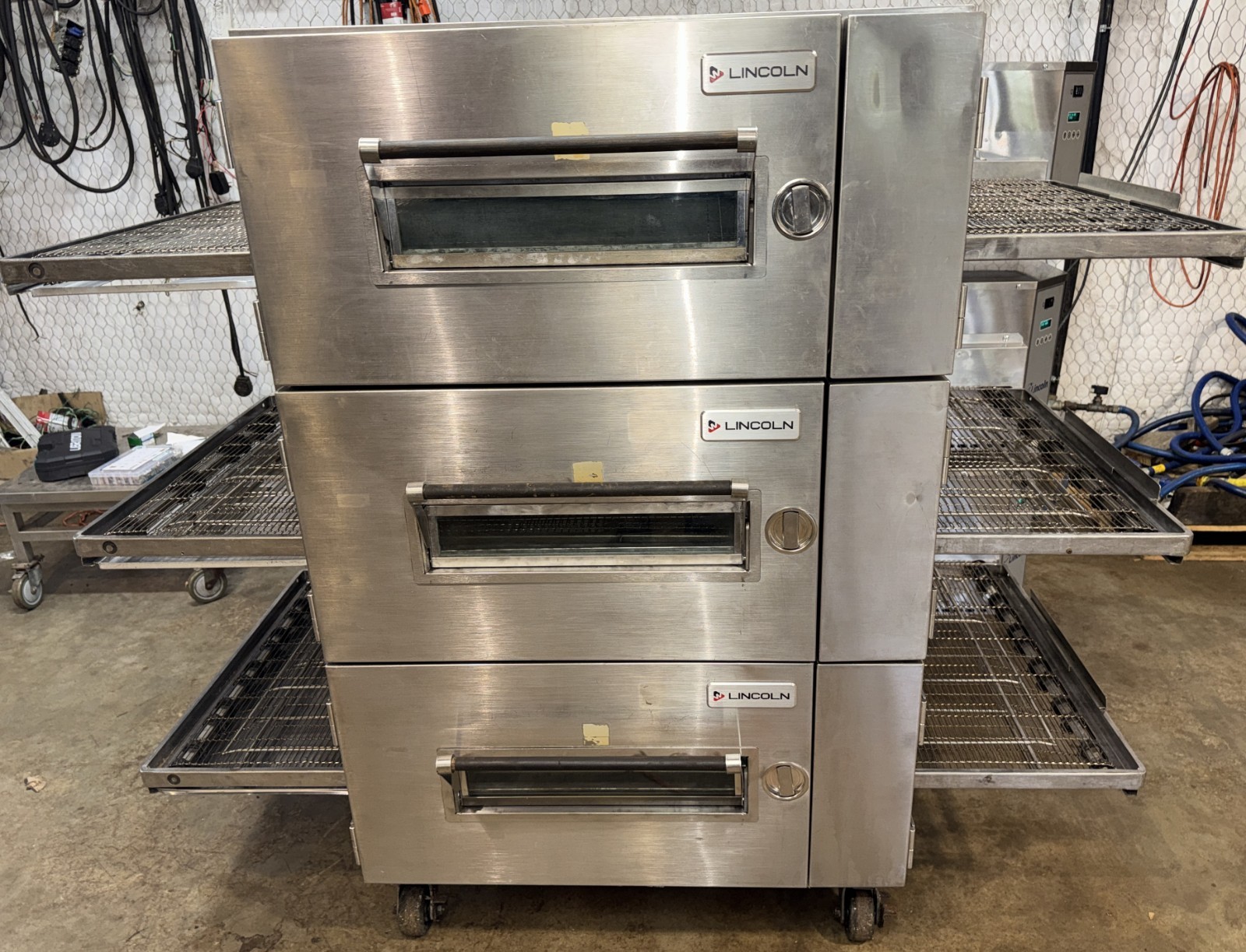 Lincoln Impinger 1600 gas Triple Stack Conveyor Pizza Ovens ..Video