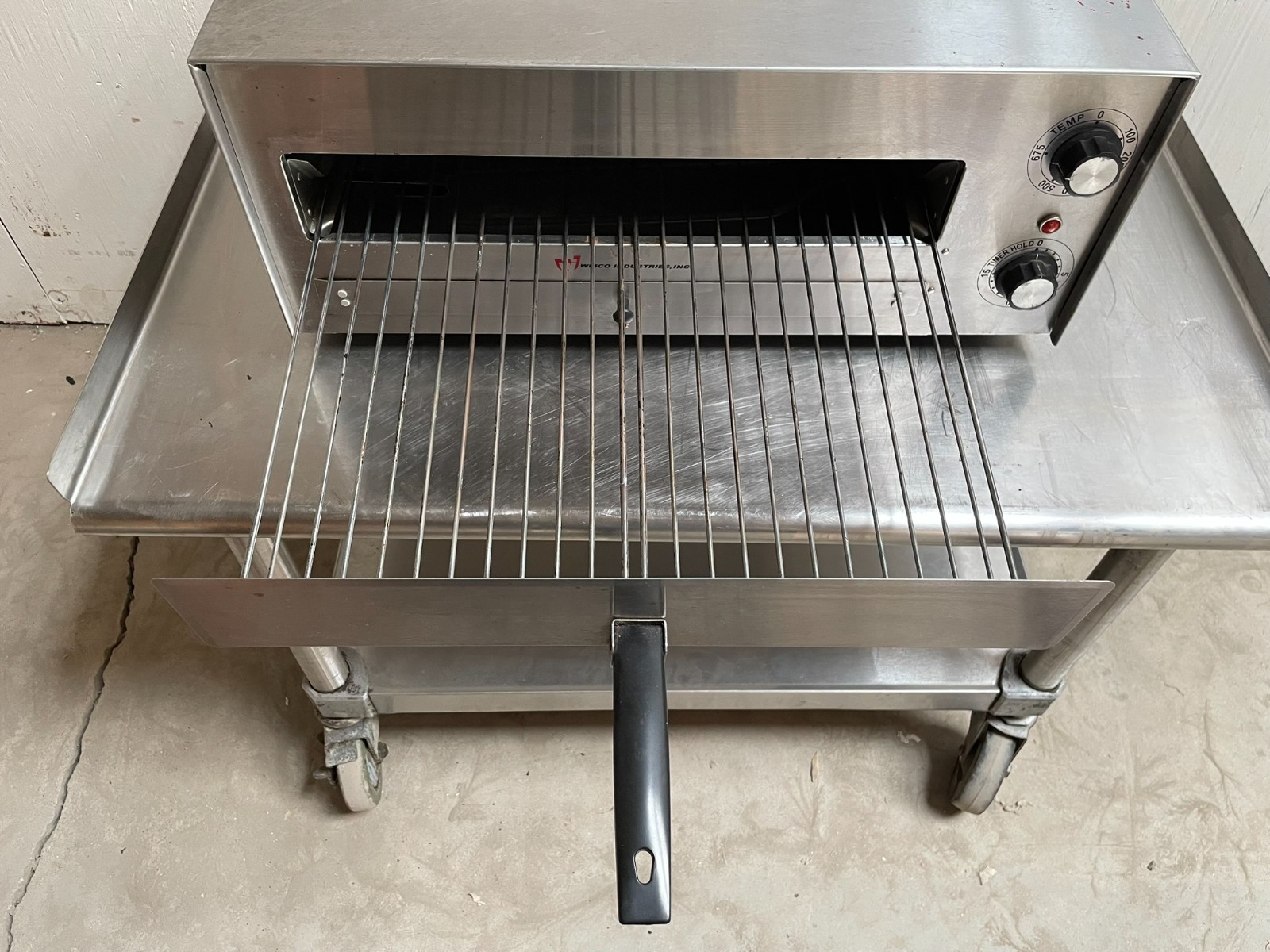 Wisco 560E Countertop Electric Pizza Oven
