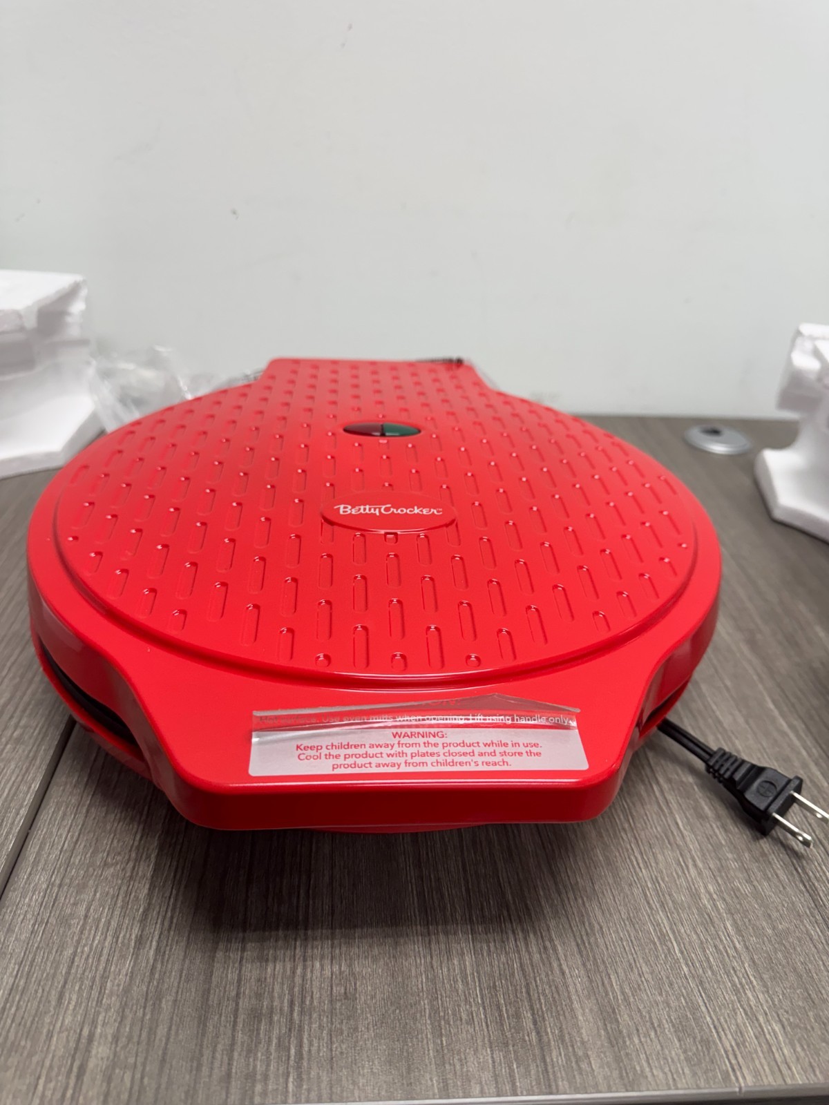 Betty Crocker Countertop Pizza Maker Machine for Home