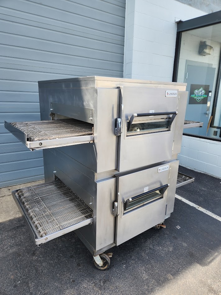 Lincoln Impinger 1450 Double Deck Gas Fired Conveyor Pizza Oven 32″