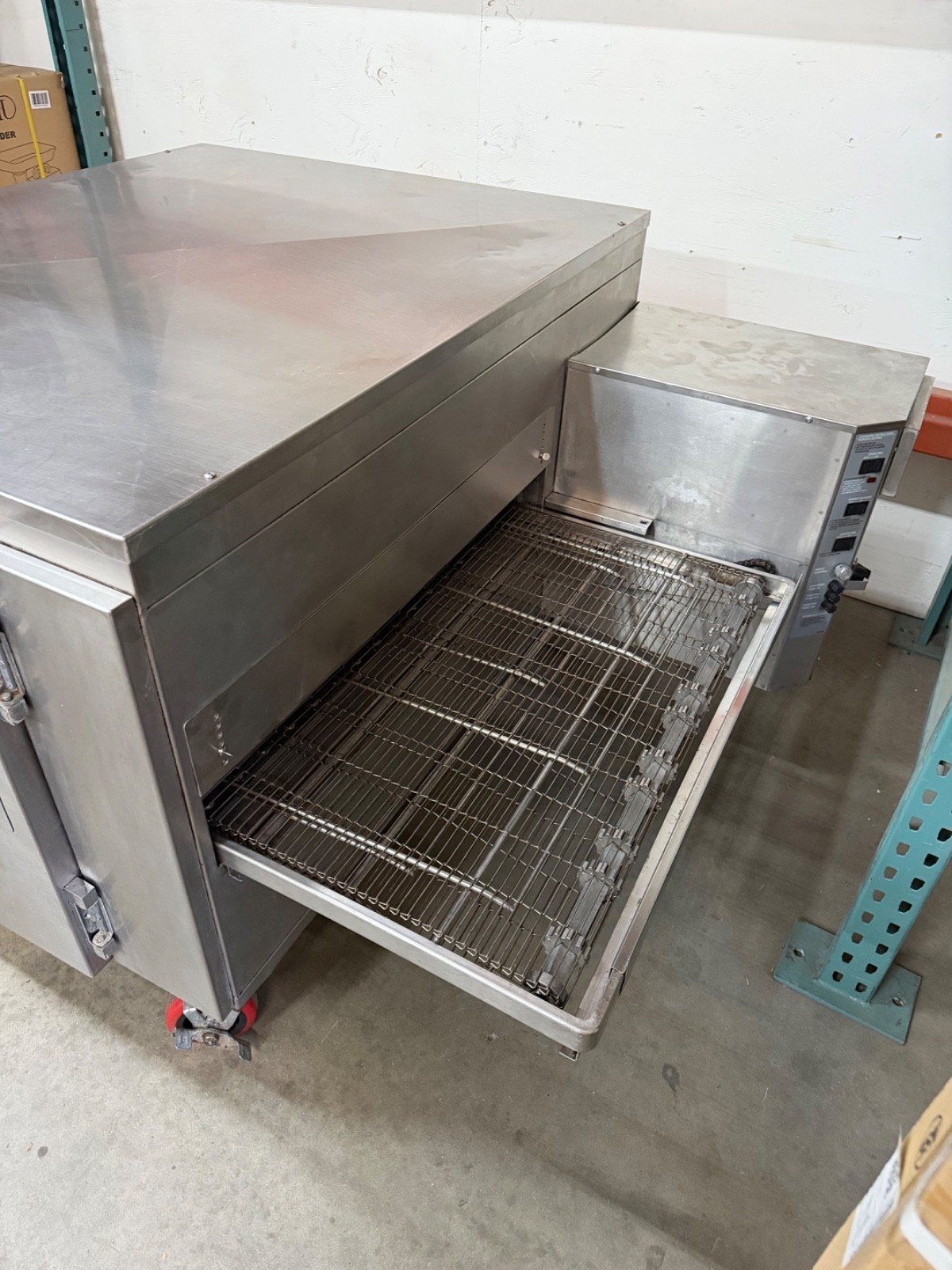 Lincoln 1000 natural gas single deck conveyor pizza oven – FREE SHIPPING!