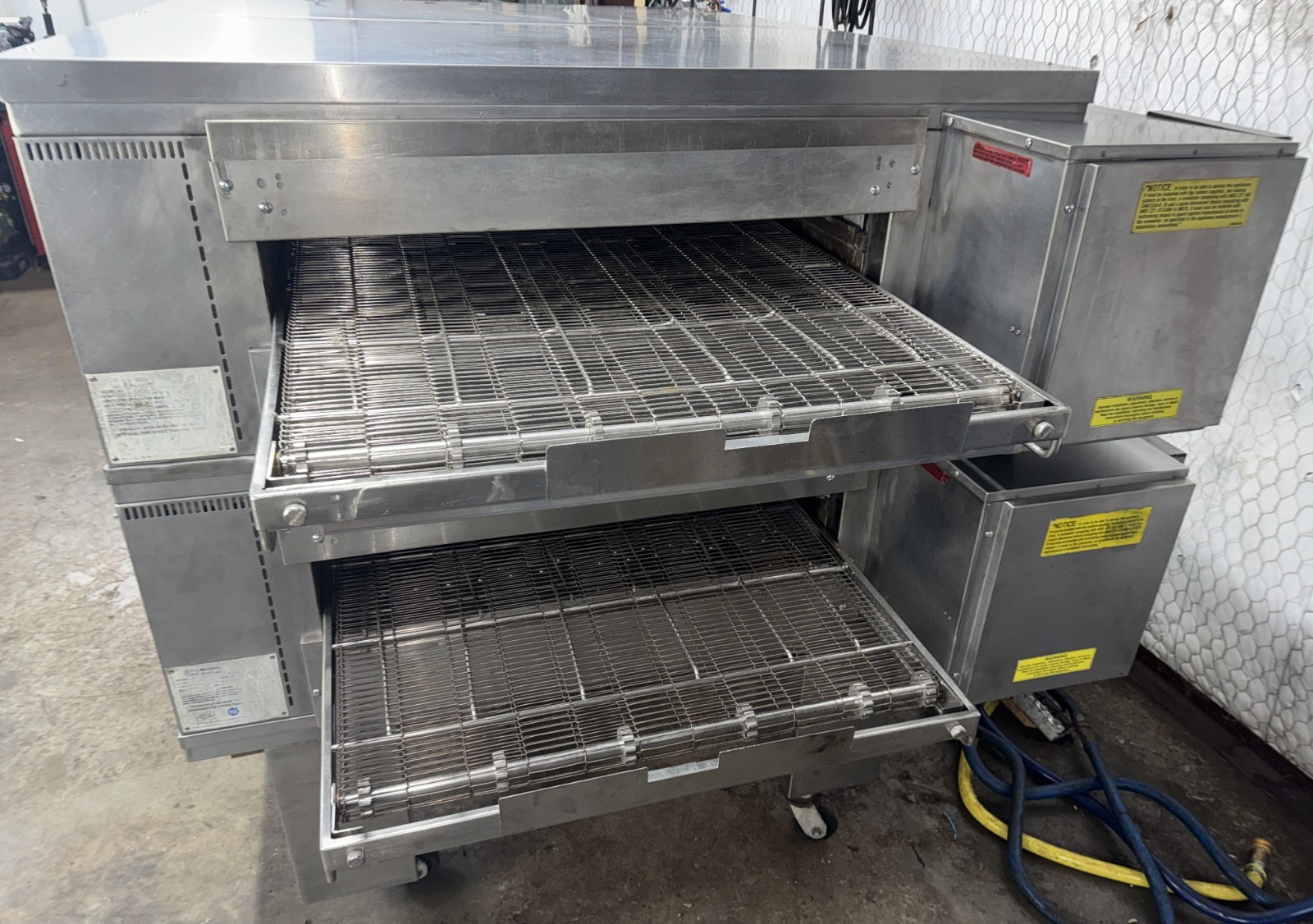 Middleby Marshall PS570 Gas Double Stack Pizza Conveyor Ovens…Video Demo