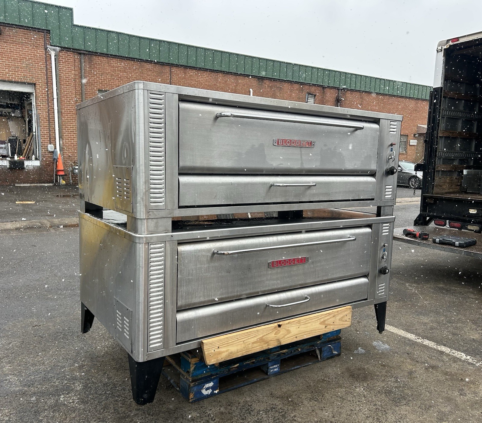 Blodgett 1060 Heavy Duty Single/Double Deck Pizza Oven Fully Functional