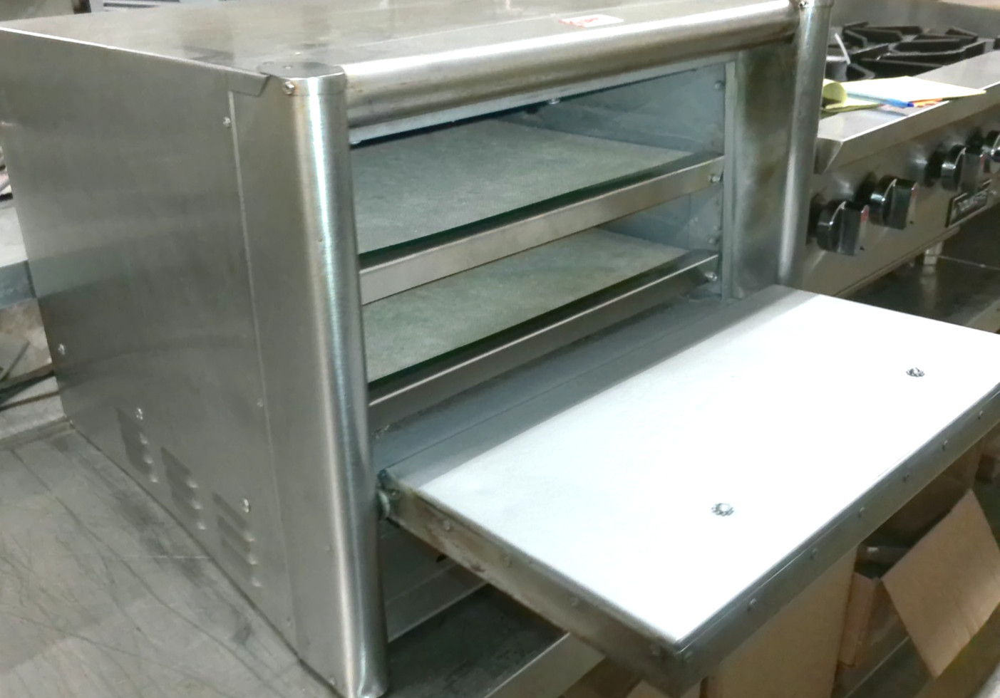 USED BAKERS PRIDE MODEL: MOS2E – ELECTRIC COUNTERTOP PIZZA OVEN, 120 V 1800 WATT