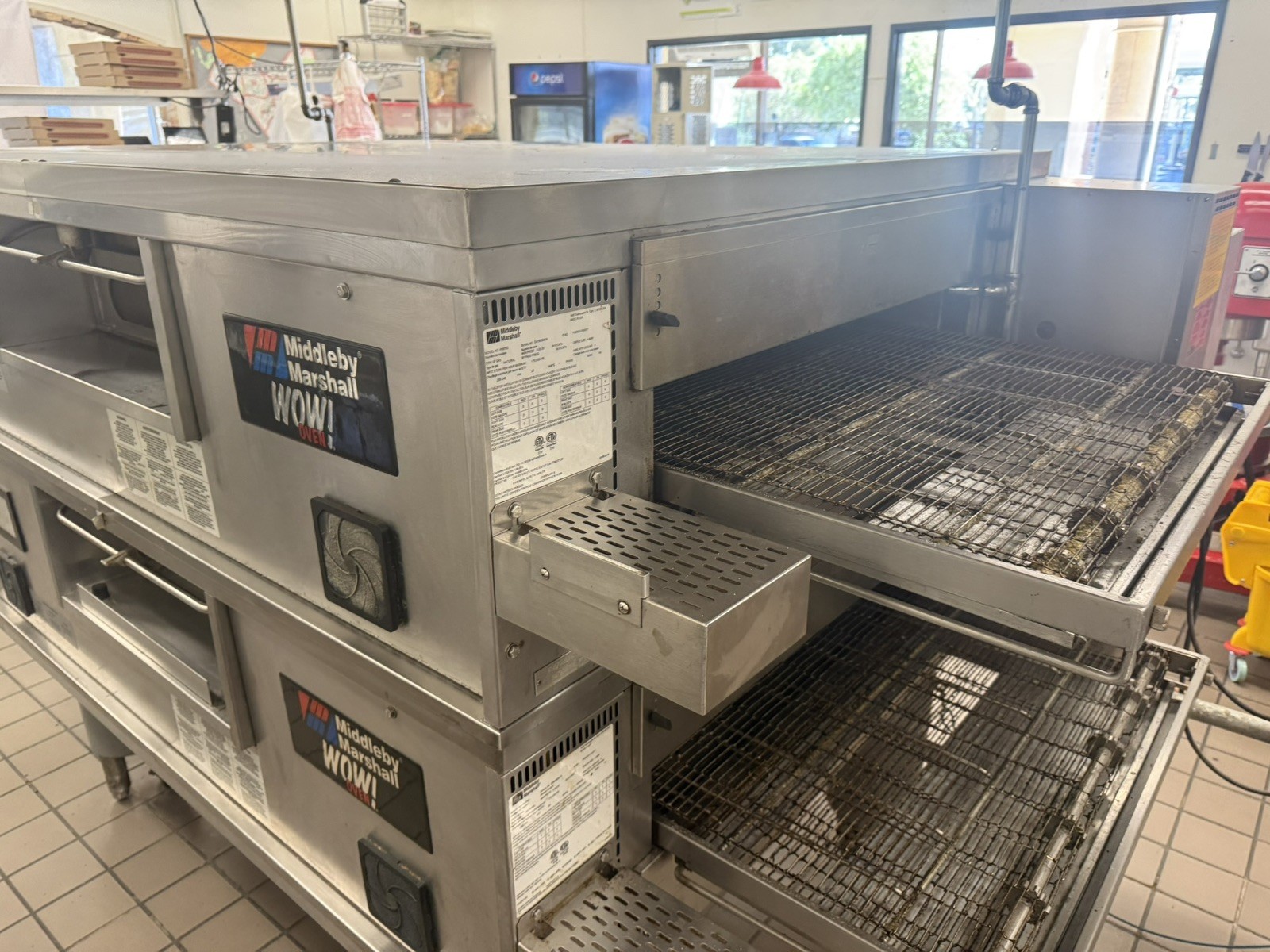 MIDDLEBY MARSHALL PS670G Touch Screen 32″ Double Conveyor Pizza Oven Nice! Great