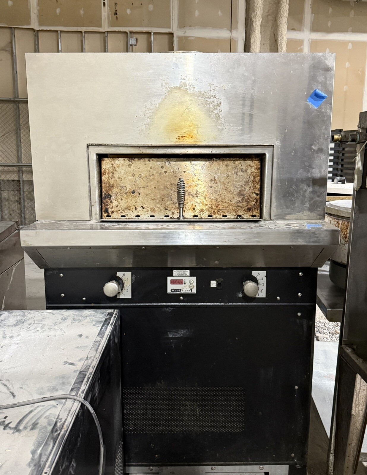 Wood Stone 5′ Mt Adams Gas-Fired Brick Pizza Oven Stone Hearth WS-MS-5-RFG-IR-NG