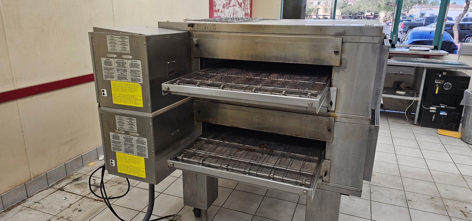 Middleby Marshall PS970g WOW! Gas Double Stack Pizza Conveyor Ovens…Video Demo