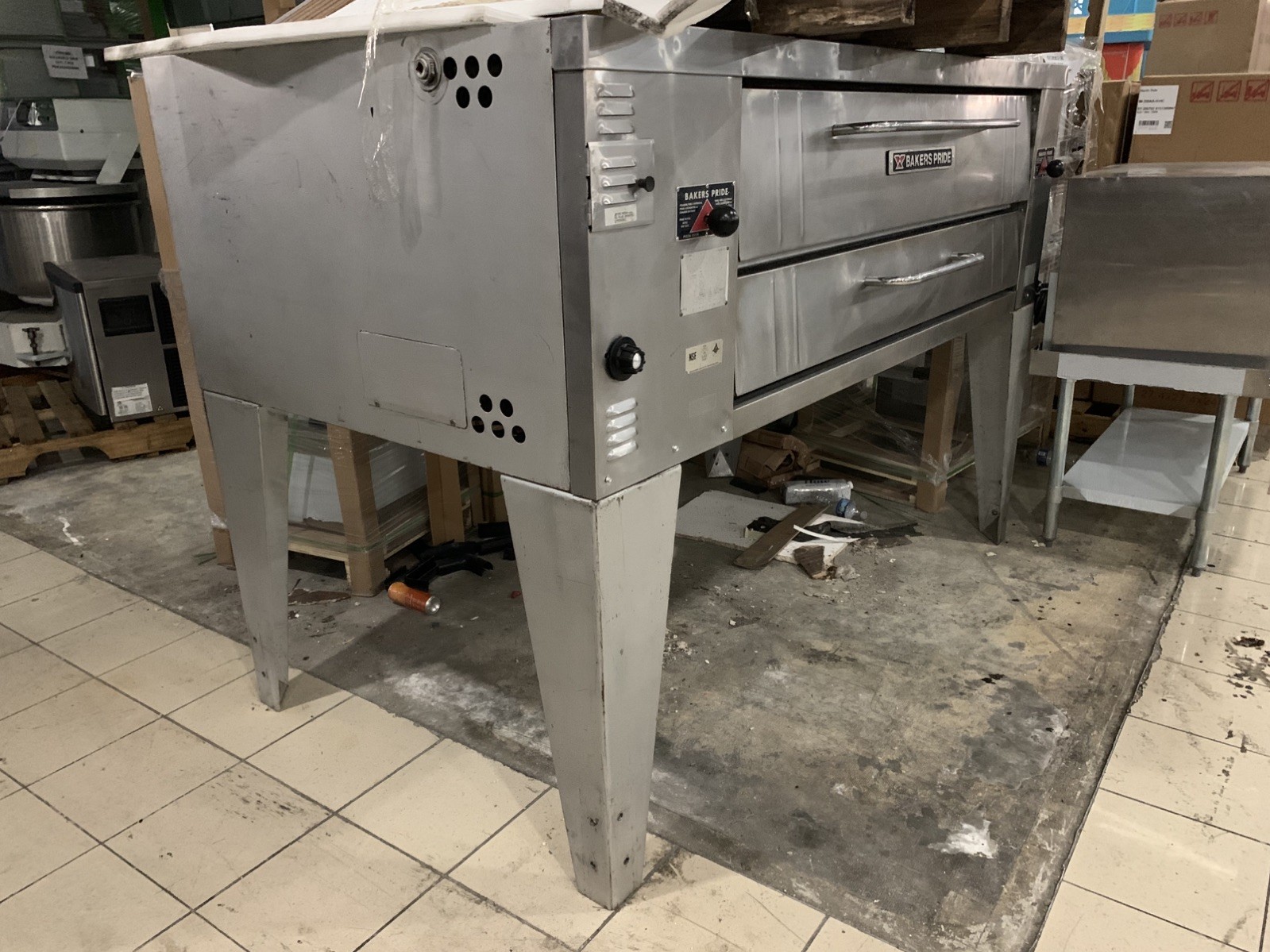 Bakers Pride Y-600 Super Deck – Natural Gas Single Deck Pizza Oven With Bricks