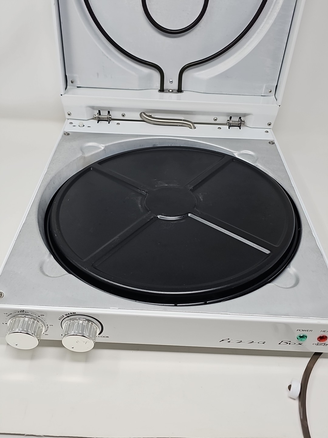 Cuizen Pizza Box Countertop Pizza Oven w/ 12″ Rotating Pan PIZ-4012 – Tested