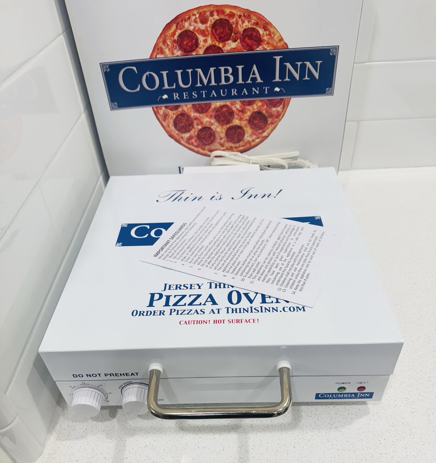 Colombia Inn Pizza Box Countertop Pizza Oven with 12″ Rotating Pan