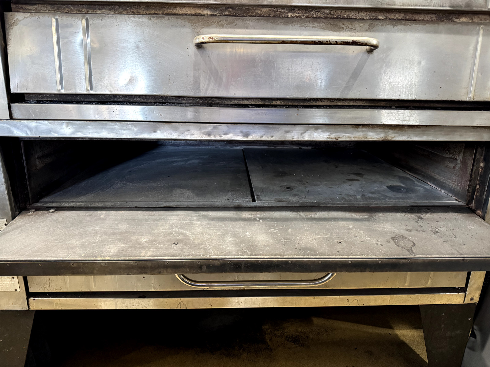 Used Bakers Pride Y600 Pizza Oven Double stack