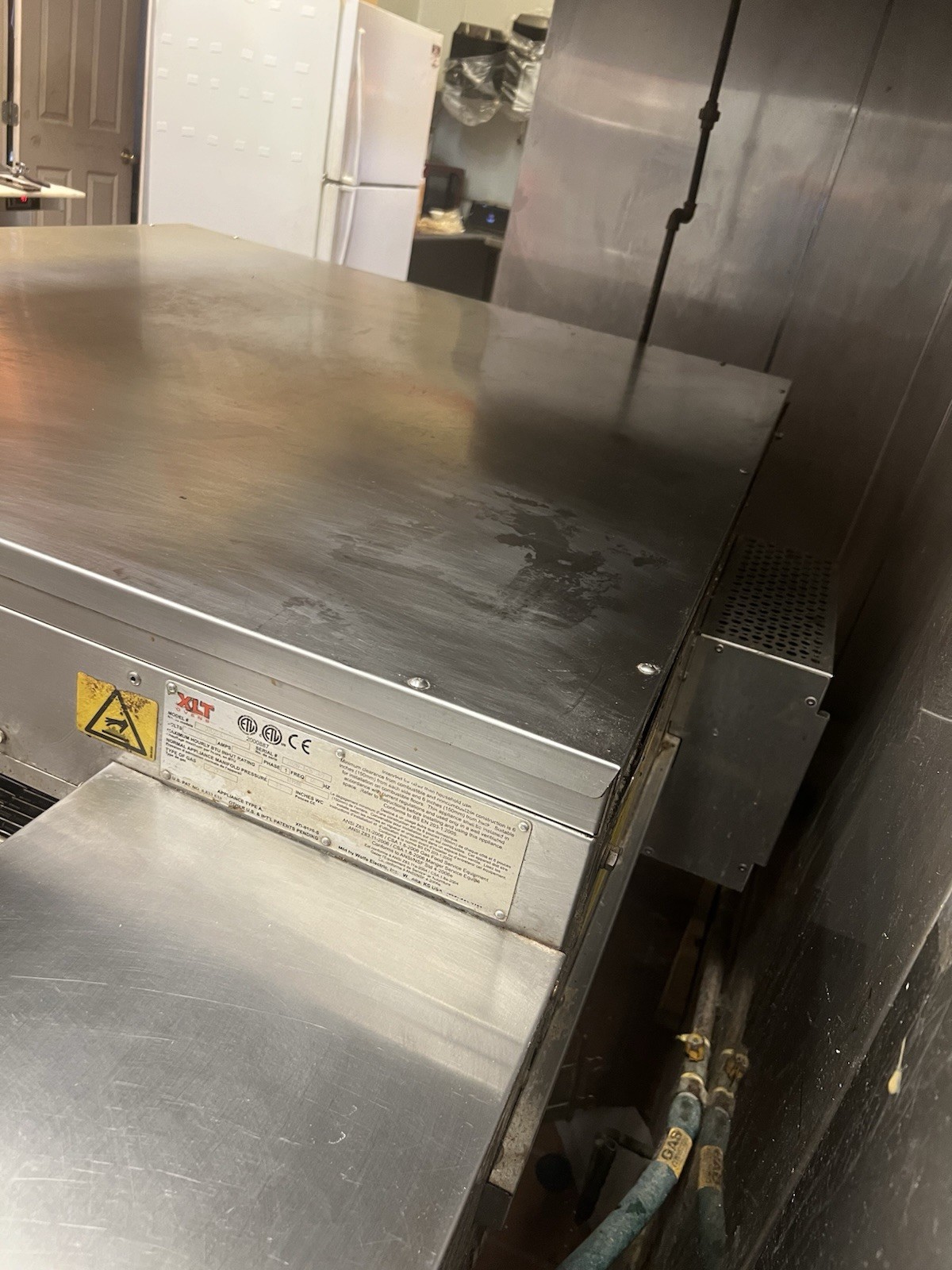 XLT 3255C S1308 Floor Model Conveyor Oven Natural Gas 1 Belt 1 Deck