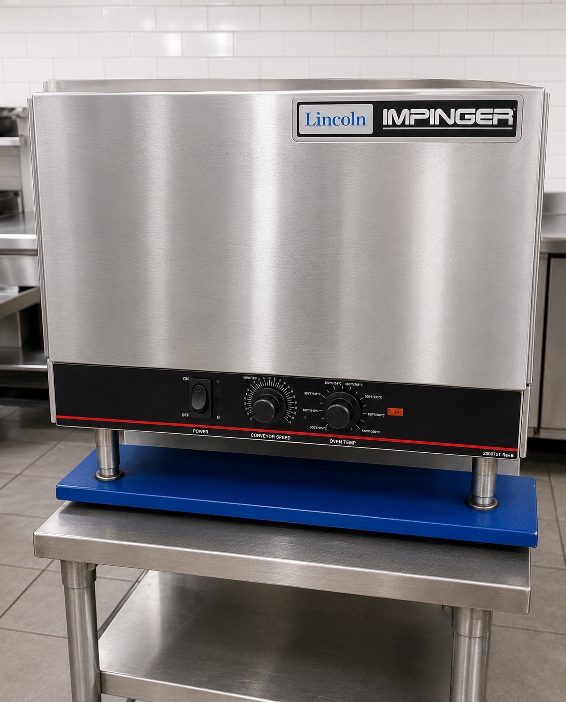 Lincoln Impinger Commercial Stainless Steel Countertop Conveyor Oven, 1 Belt