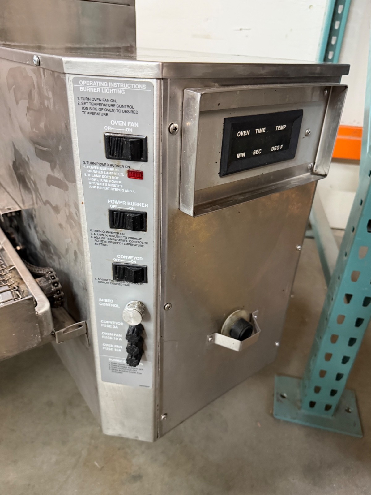 Lincoln 1000 natural gas single deck conveyor pizza oven – FREE SHIPPING!