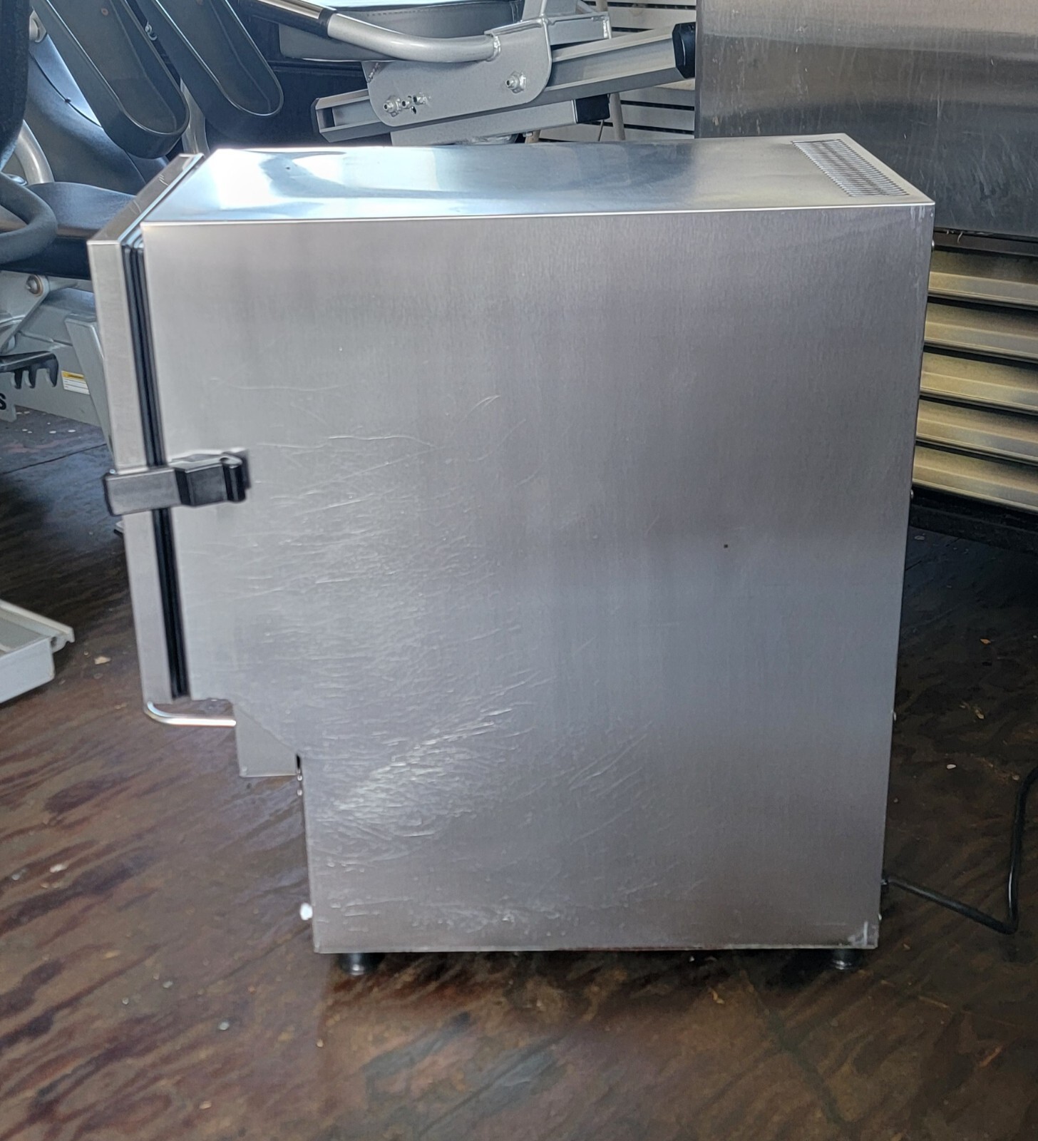 KanPak CDG 211 R | Cream Dispenser