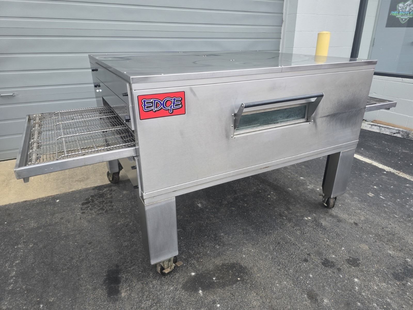 Edge 60 Single Deck Gas Fired Conveyor Pizza Oven 32″
