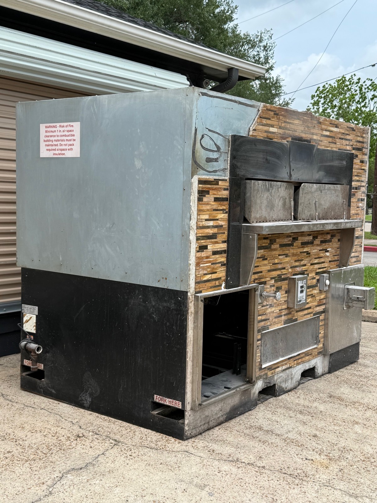 🔥 Wood Stone WS-FD-9660 Commercial Wood-Fired Pizza Oven – Excellent Condition