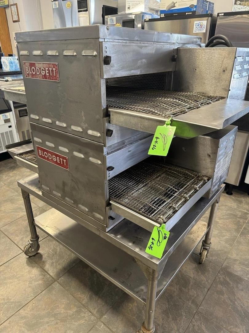 Blodgett Model MT1820E Electric Double Stack Conveyor Oven 208v 1 Phase 18” Belt