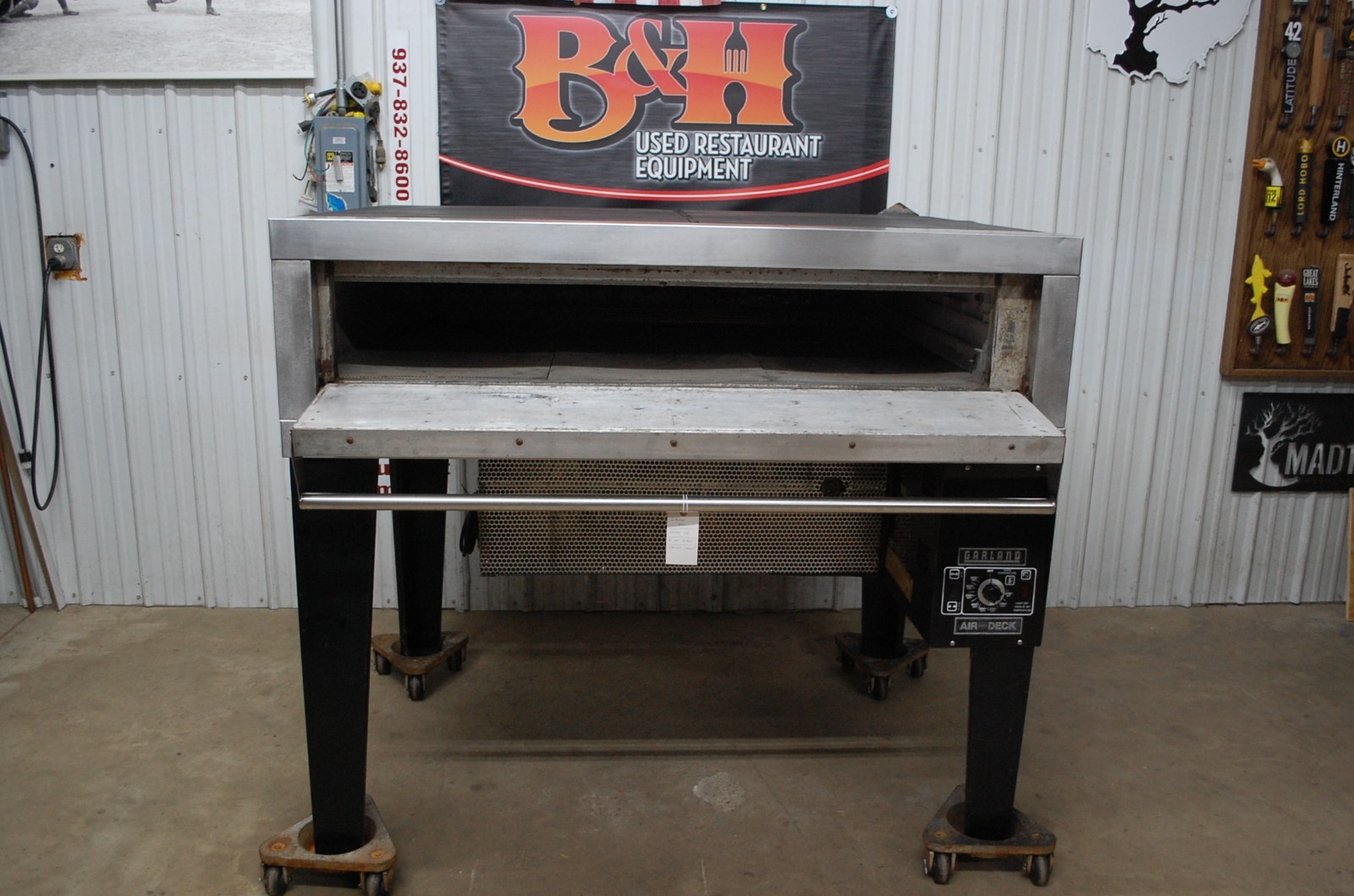Garland G56PB Air Deck Natural Gas Deck Pizza Oven 63″ Bottom Mount