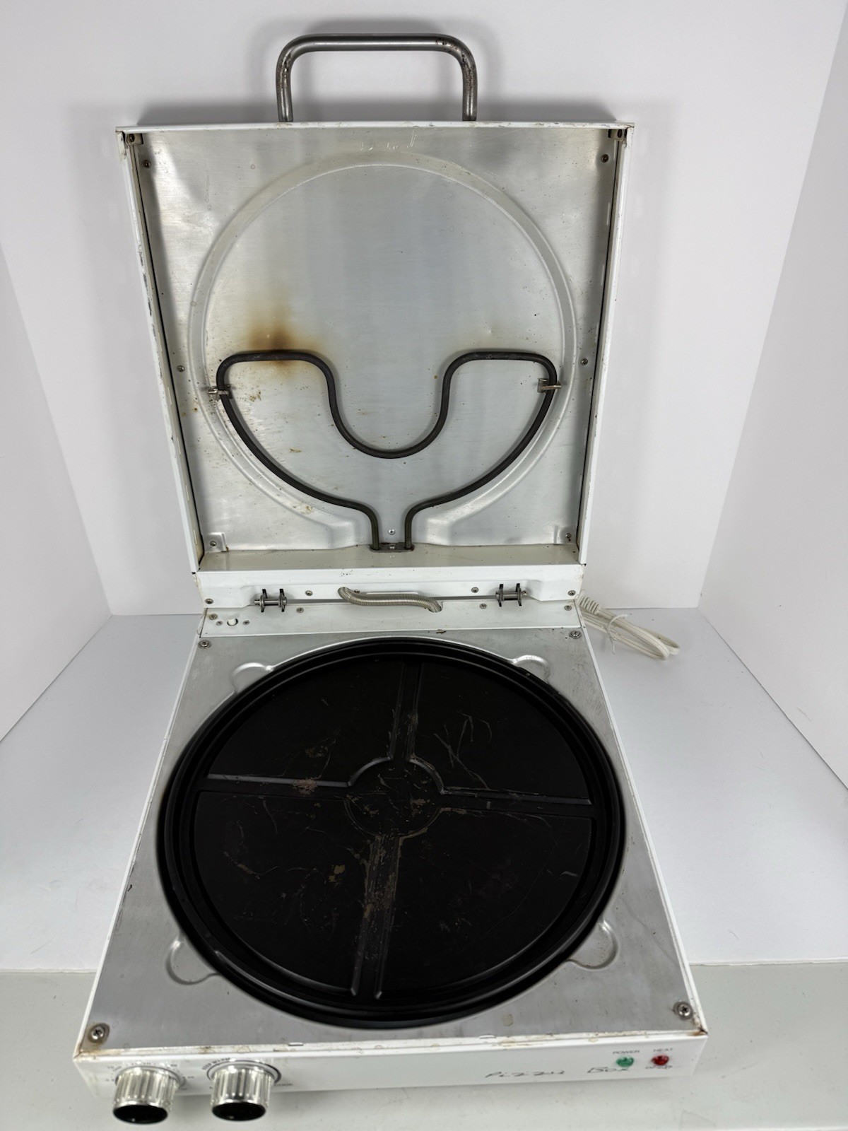 Cuizen Pizza Box Countertop Pizza Oven with 12″ Rotating Pan PIZ-4012