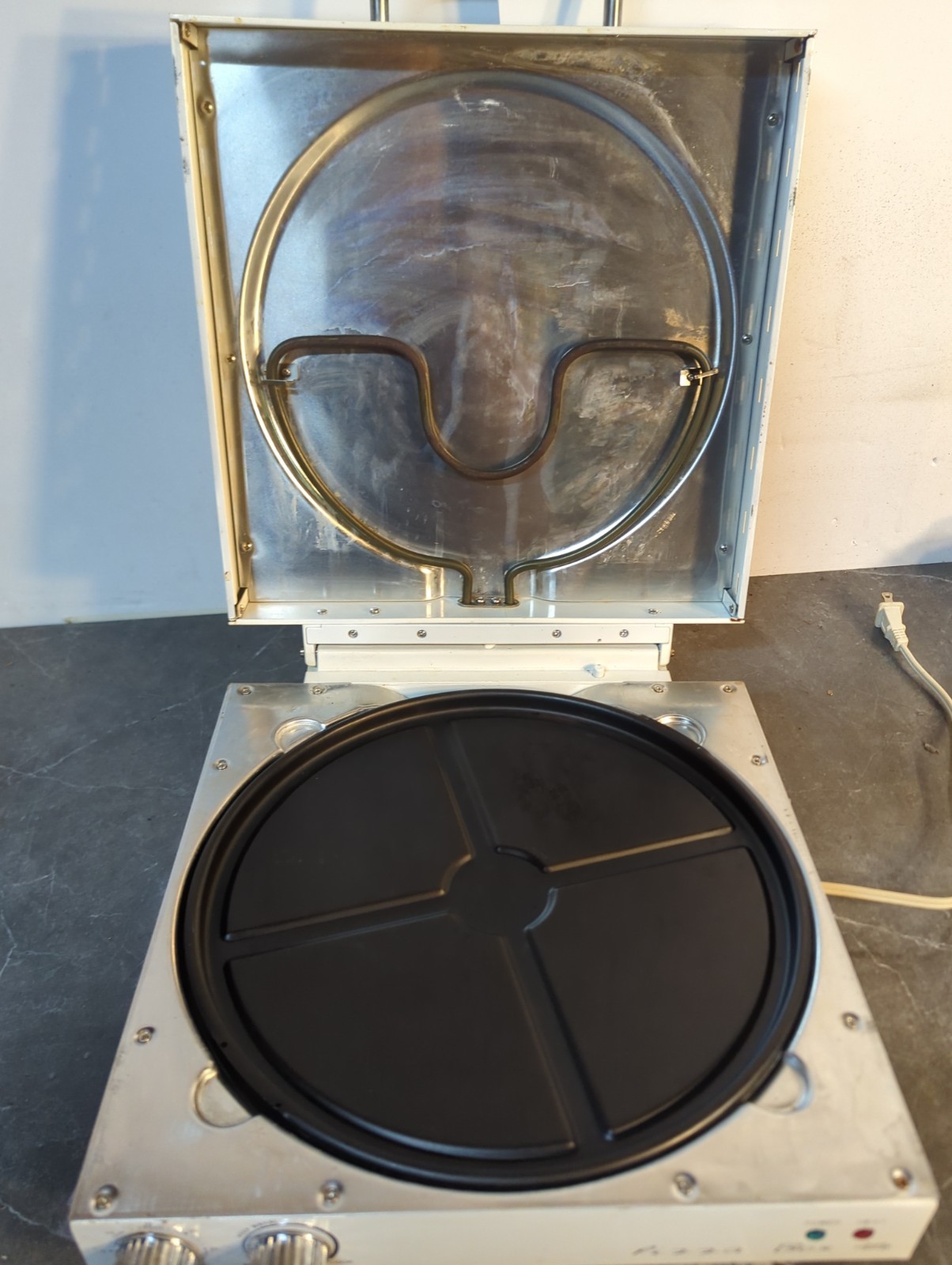 Cuizen Pizza Box Countertop Pizza Oven w 12″ Rotating Pan PIZ-4012 Tested Works