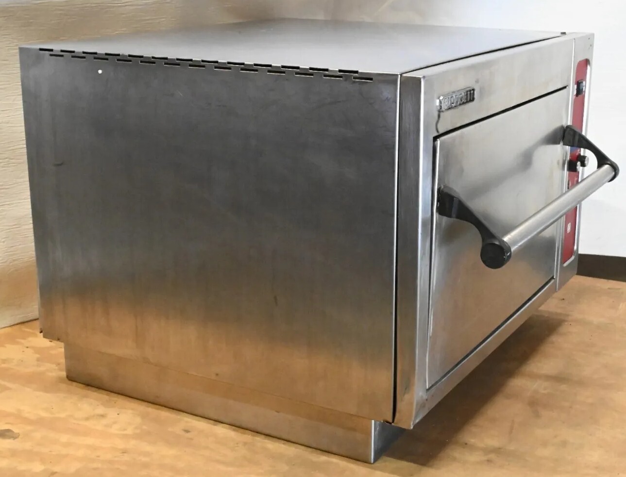 Blodgett Pizza Oven Single Deck/Door Model 1415 208V
