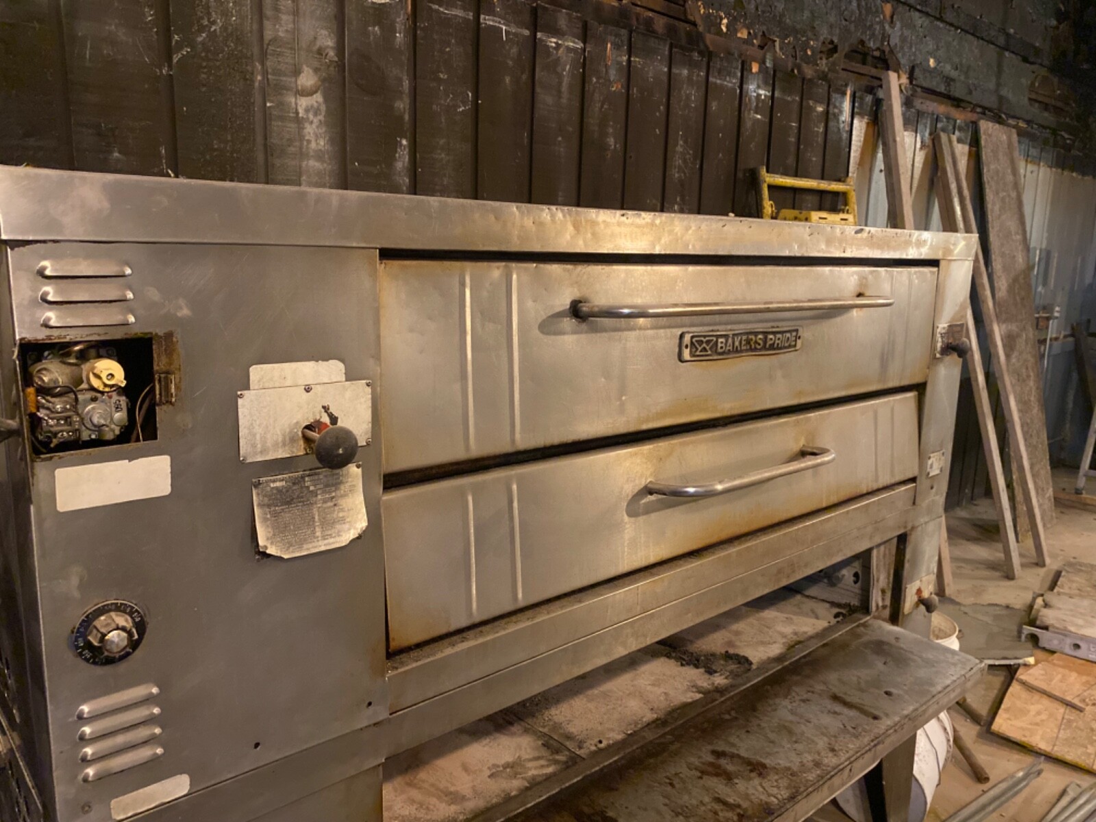Baker’s Pride Pizza Oven Y600