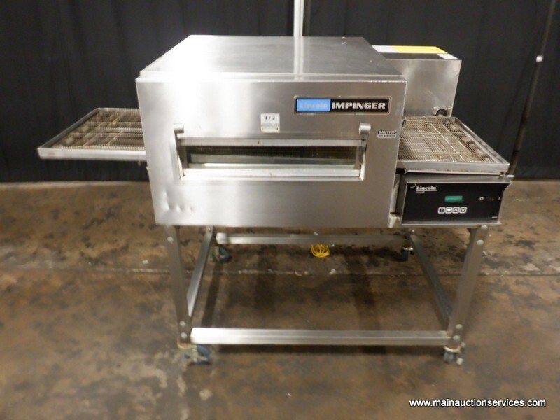 Lincoln Impinger 1116-080-A, Gas Conveyor Pizza Oven With Casters