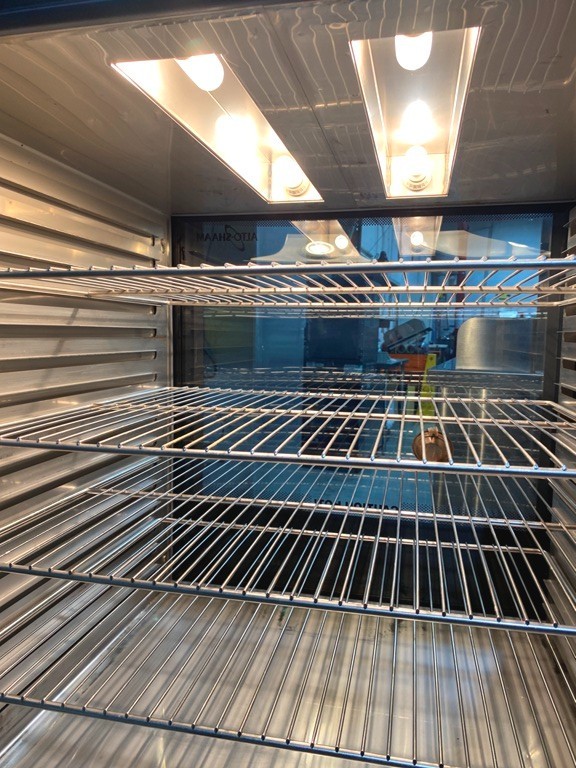 Oven / Alto-Shaam AR-7H Double Glass Doors Holding Cabinet – 208/240V-1F-30A