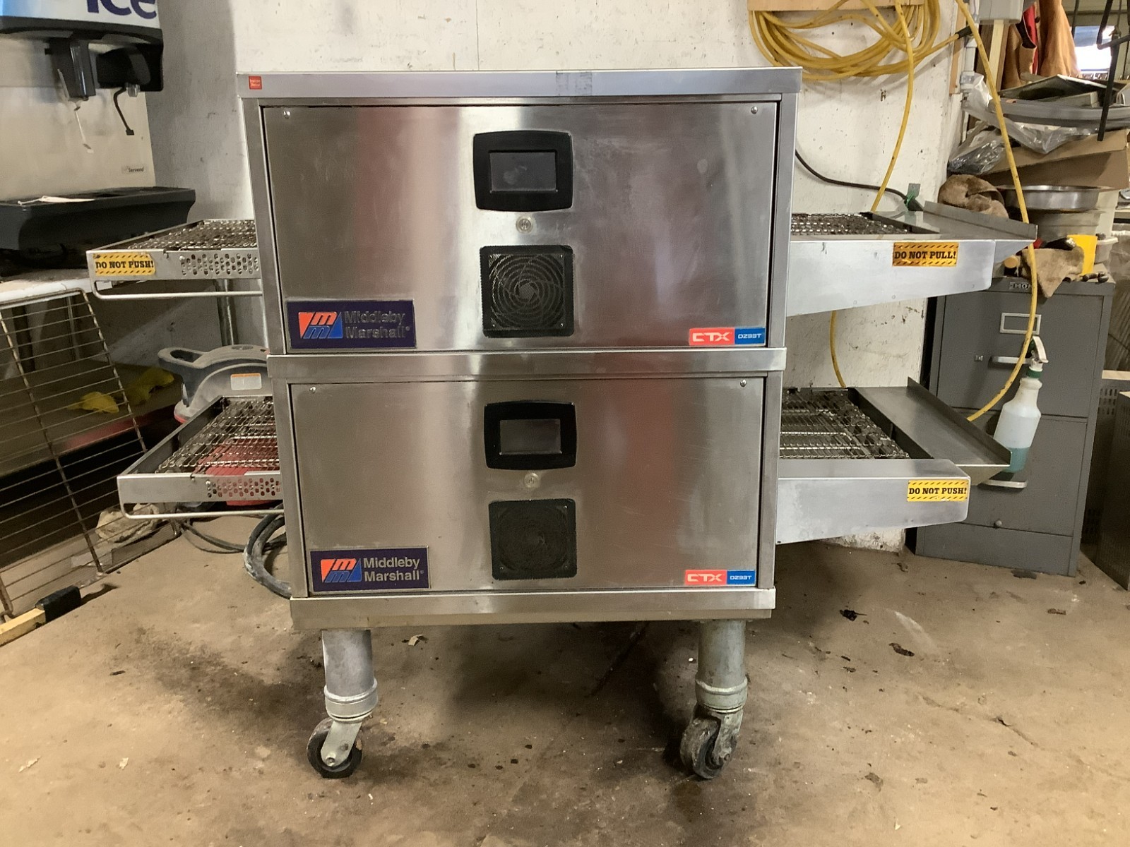 Conveyor Oven Middleby Marshall DZ33T 2022 Double Stack SINGLE Phase 208V TESTED