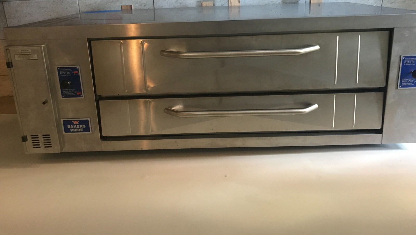 Baker’s Pride Y-600BL Deck Pizza Oven