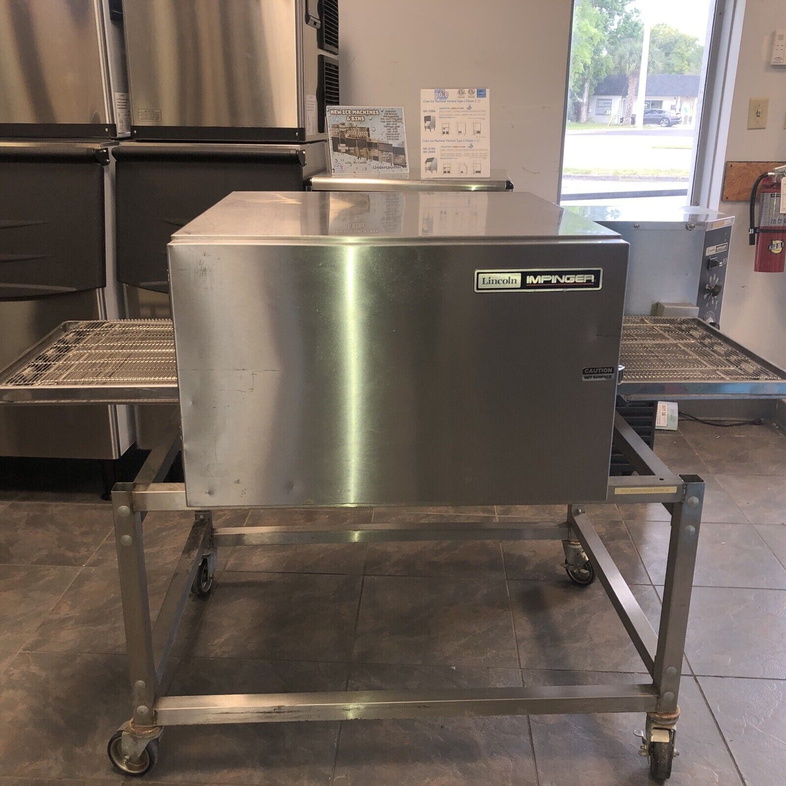 LINCOLN IMPINGER 1116 Pizza Oven Single Deck 56” Conveyor Commercial Natural Gas